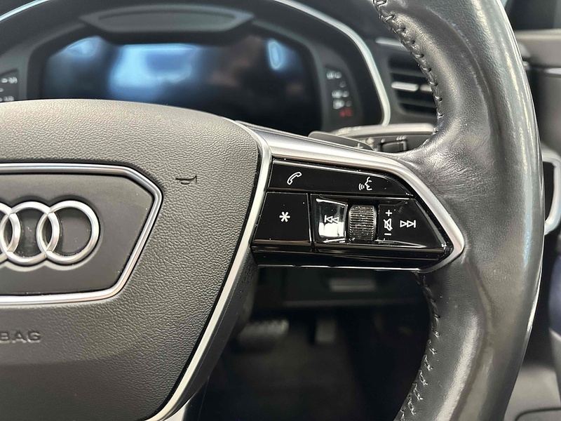 Audi A6 Saloon TFSIe Sport - U1776