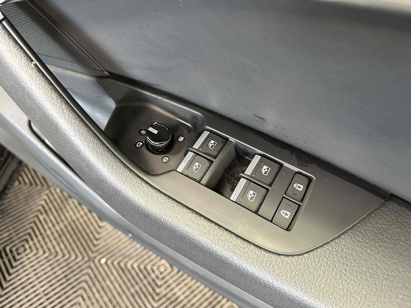 Audi A6 Saloon TFSIe Sport - U1776
