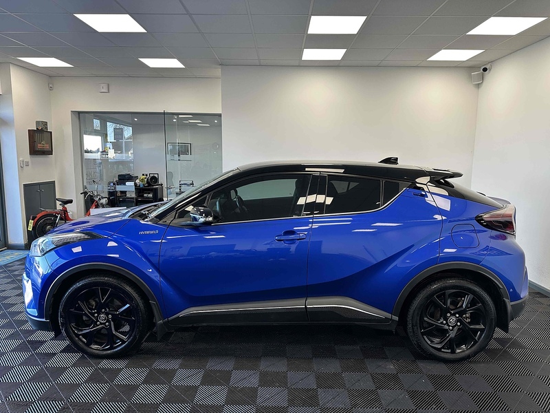 Toyota C-HR VVT-h Dynamic - U1787