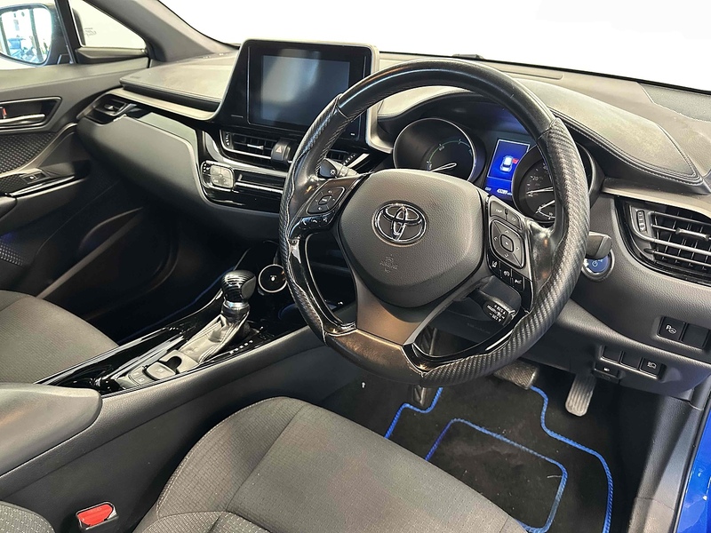 Toyota C-HR VVT-h Dynamic - U1787