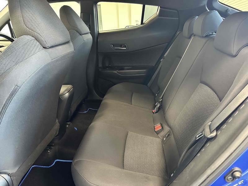 Toyota C-HR VVT-h Dynamic - U1787