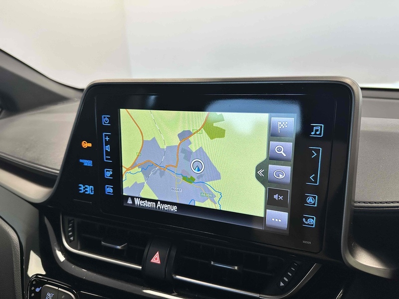 Toyota C-HR VVT-h Dynamic - U1787