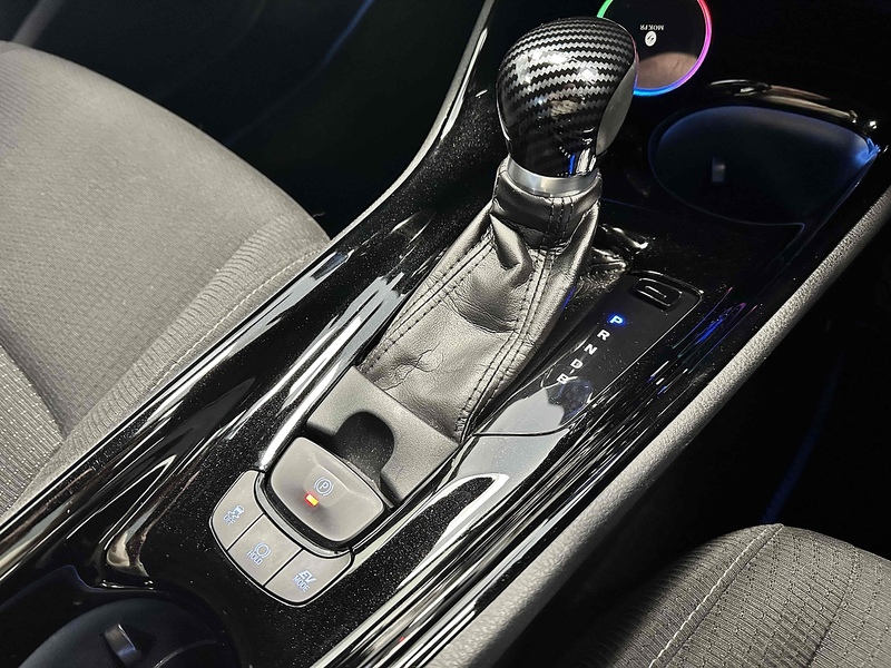 Toyota C-HR VVT-h Dynamic - U1787