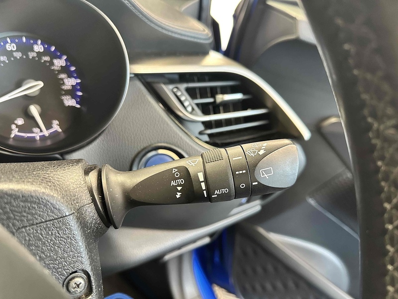 Toyota C-HR VVT-h Dynamic - U1787