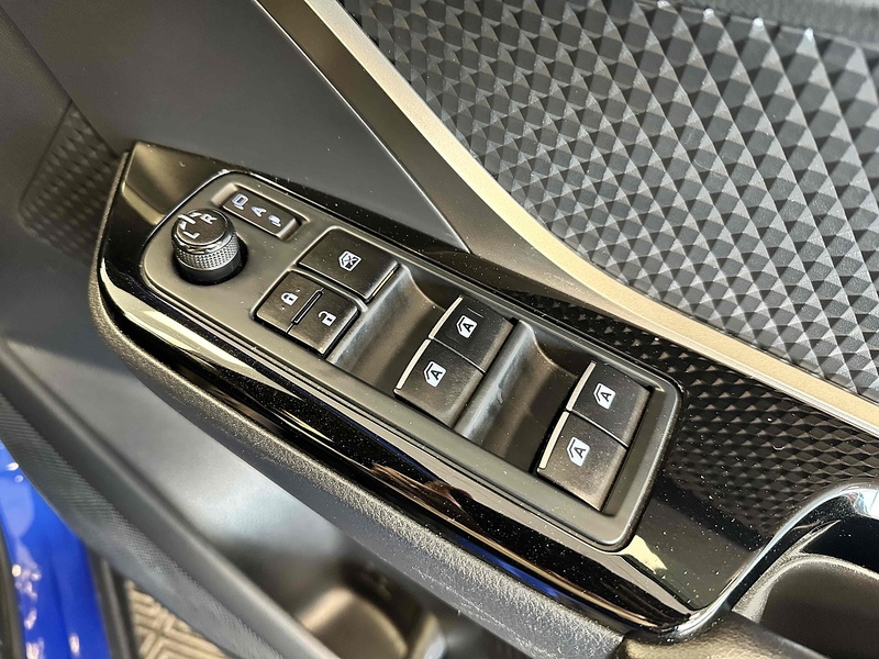 Toyota C-HR VVT-h Dynamic - U1787