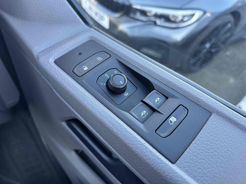 Volkswagen Transporter TDI T28 Startline - U1804