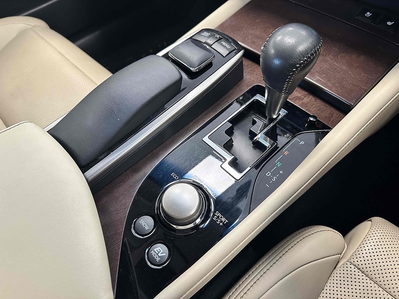 Lexus GS 450h Premier - U1832