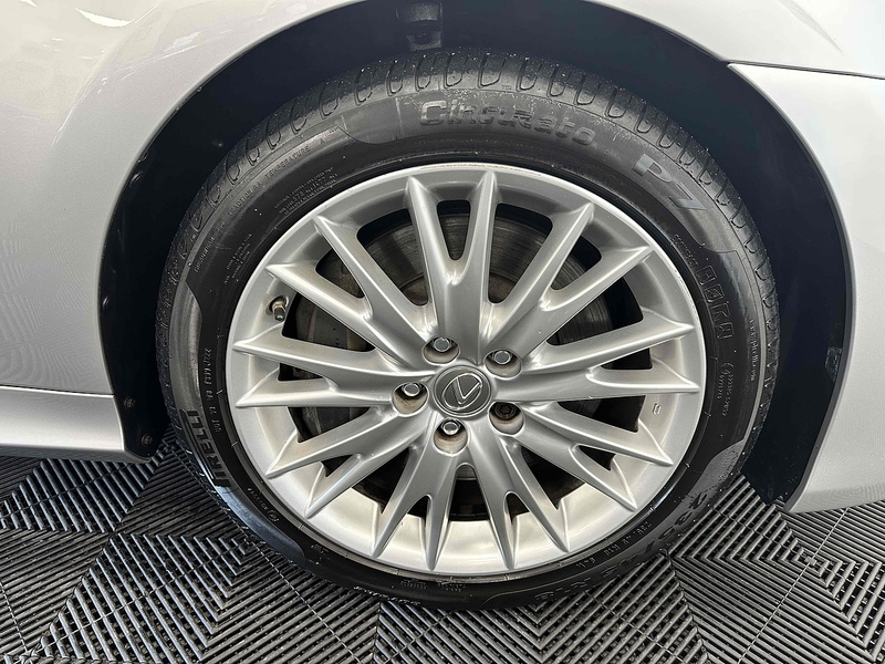 Lexus GS 450h Premier - U1839