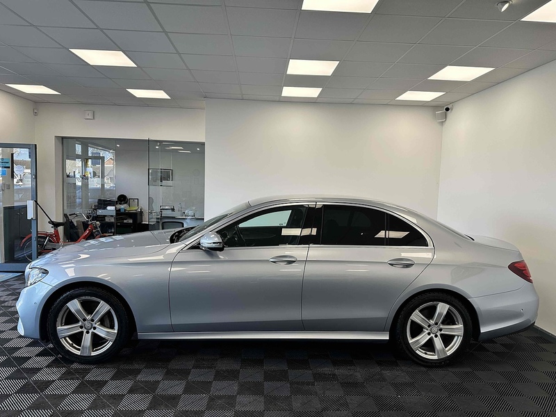 Mercedes-Benz E Class E350d V6 AMG Line - U1842