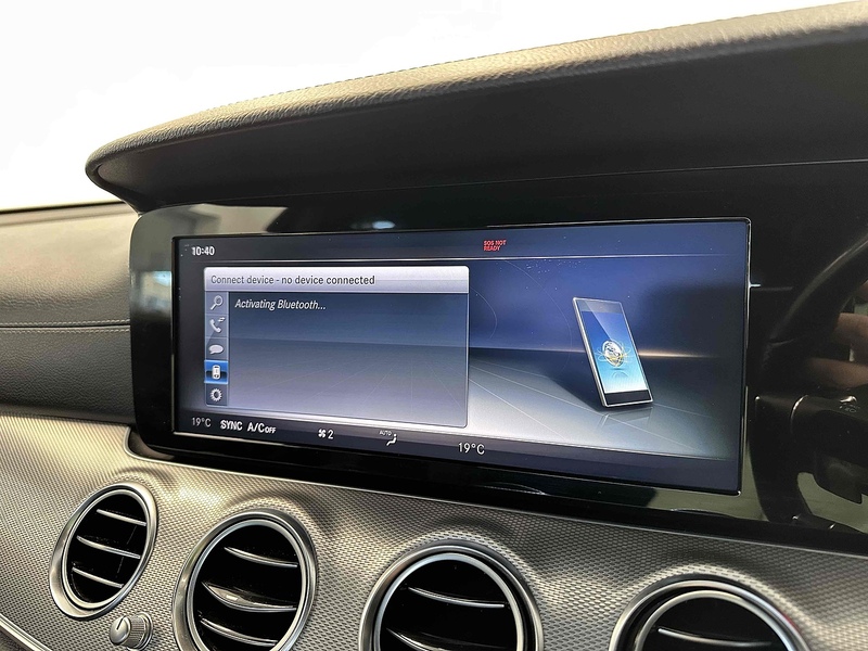 Mercedes-Benz E Class E350d V6 AMG Line - U1842