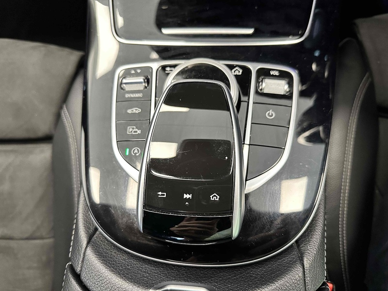 Mercedes-Benz E Class E350d V6 AMG Line - U1842