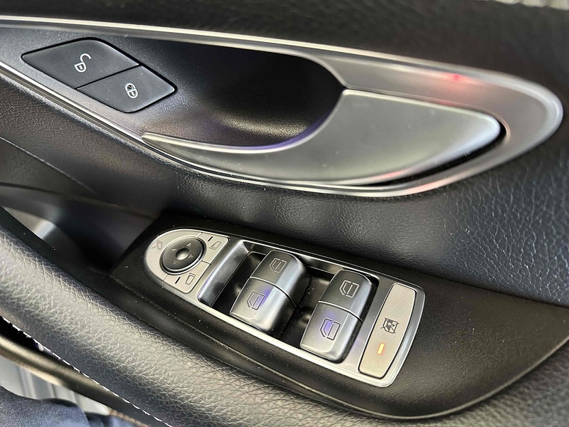 Mercedes-Benz E Class E350d V6 AMG Line - U1842