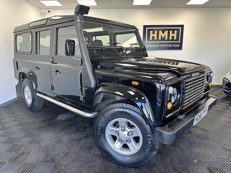 Land Rover Defender 110 TD5 County - U1845