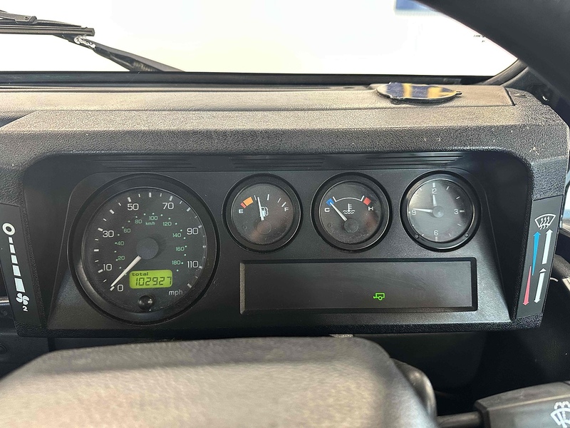 Land Rover Defender 110 TD5 County - U1845
