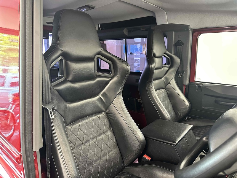 Land Rover Defender 90 TDCi County - U1864