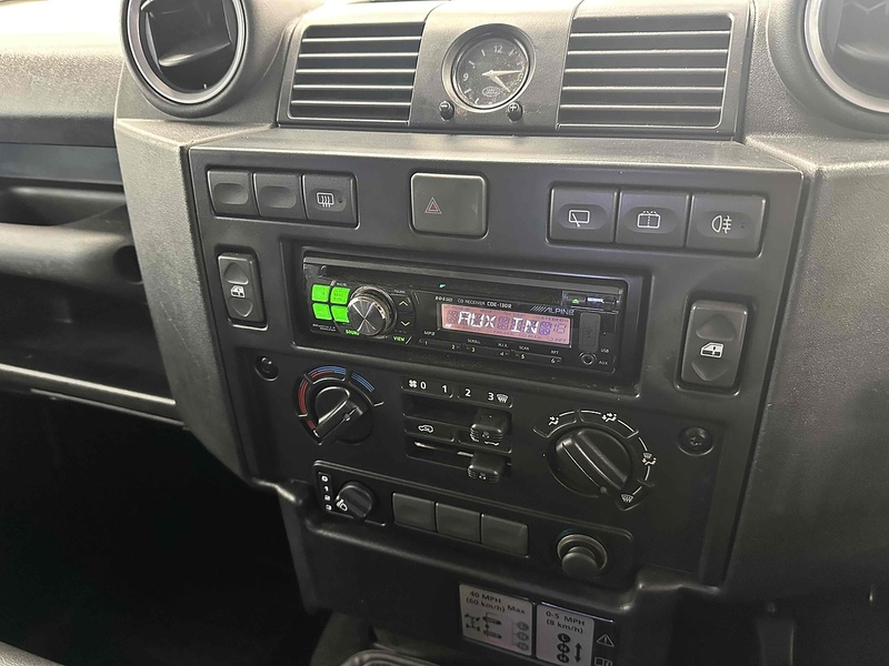 Land Rover Defender 90 TDCi County - U1864