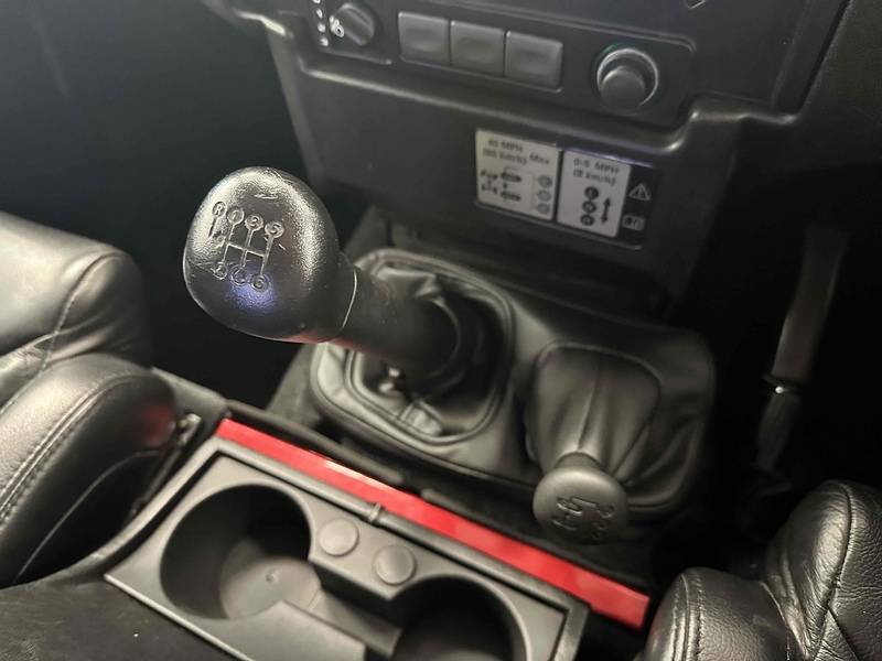 Land Rover Defender 90 TDCi County - U1864