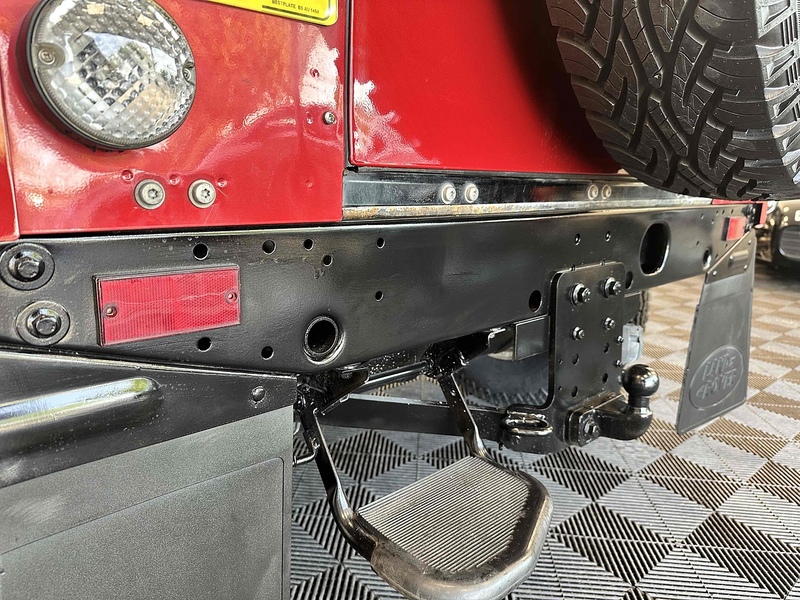 Land Rover Defender 90 TDCi County - U1864