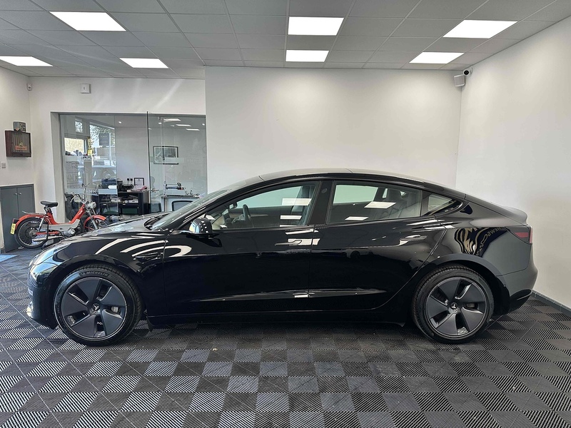 Tesla Model 3 Long Range - U1875
