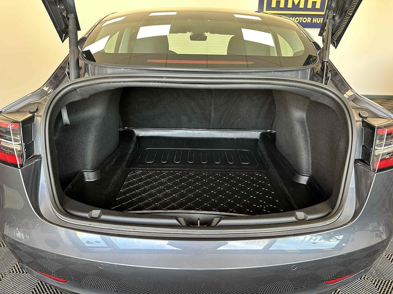 Tesla Model 3 Performance - U1878