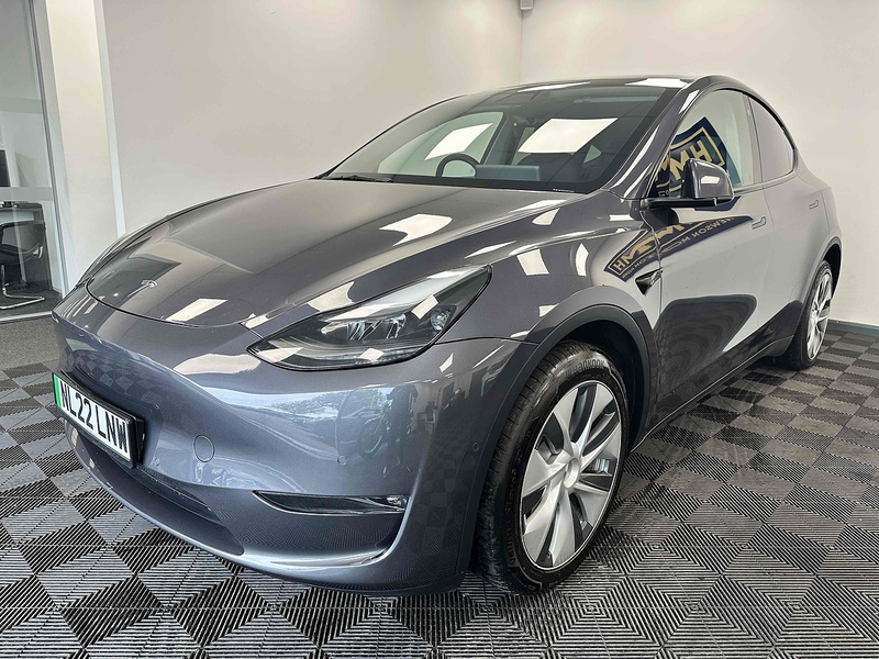 Tesla Model Y Long Range - U1880
