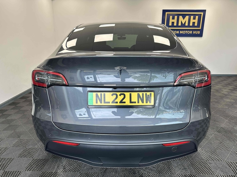 Tesla Model Y Long Range - U1880