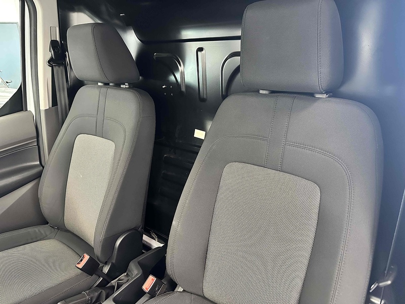 Ford Transit Connect 200 EcoBoost Leader - U1886