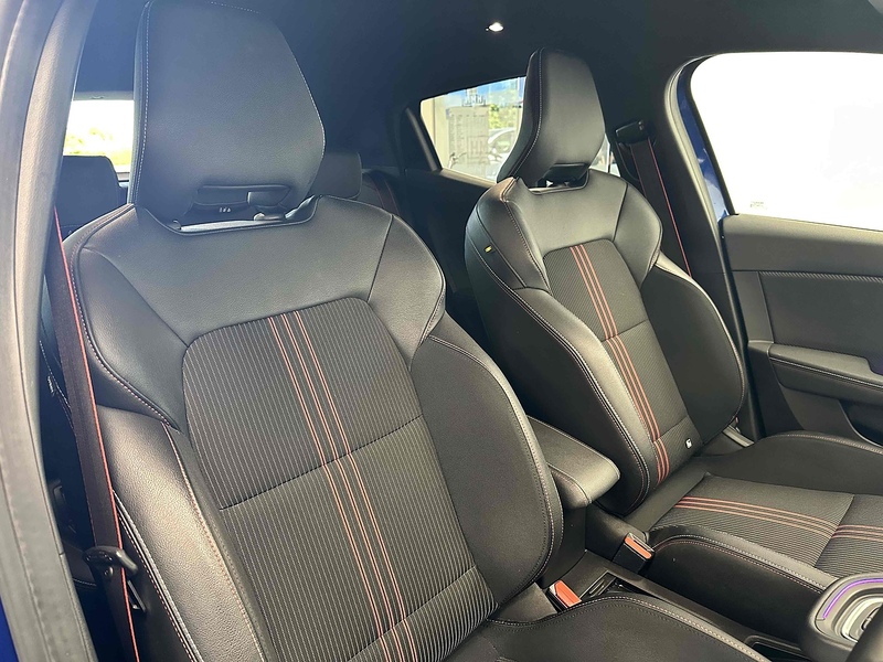 Renault Clio E-TECH RS Line - U1887