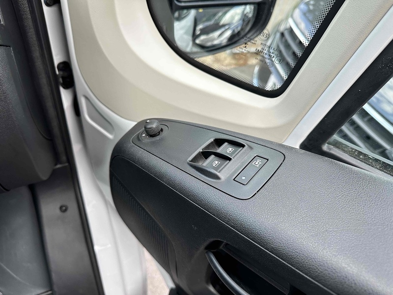 Vauxhall Movano CDTi 3500 BiTurbo Prime - U1901