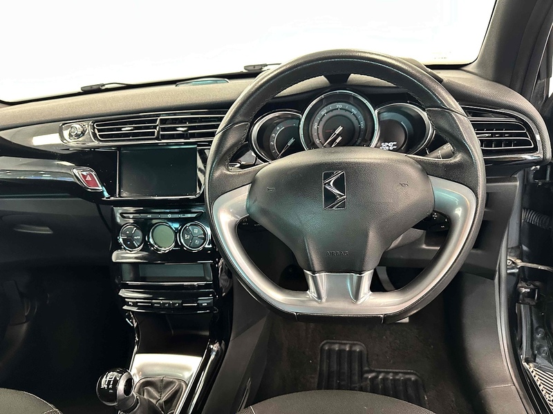 DS AUTOMOBILES DS 3 BlueHDi DStyle Nav - U1904