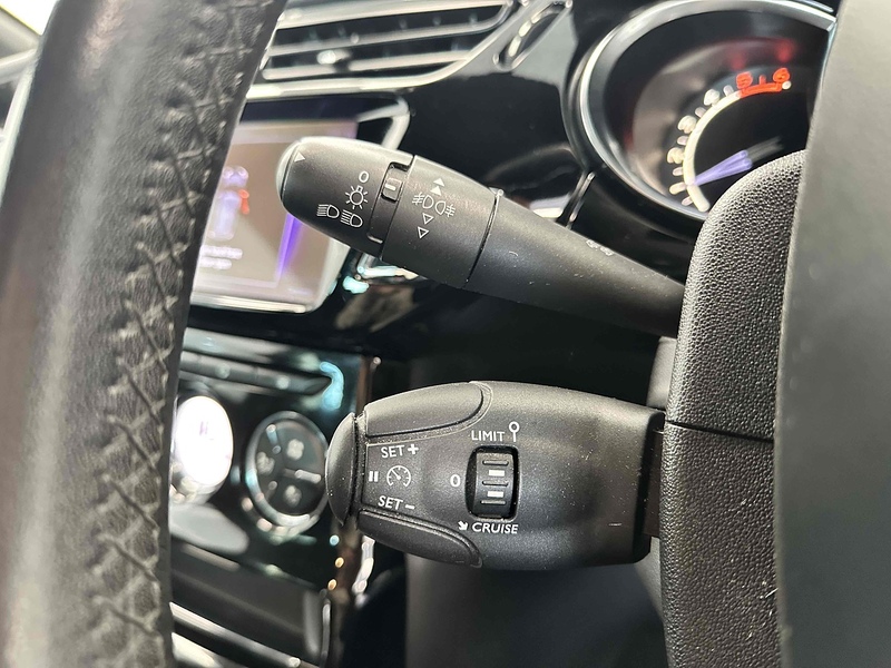 DS AUTOMOBILES DS 3 BlueHDi DStyle Nav - U1904