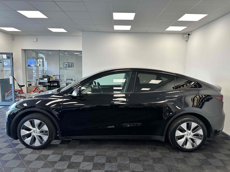 Tesla Model Y Long Range - U1906