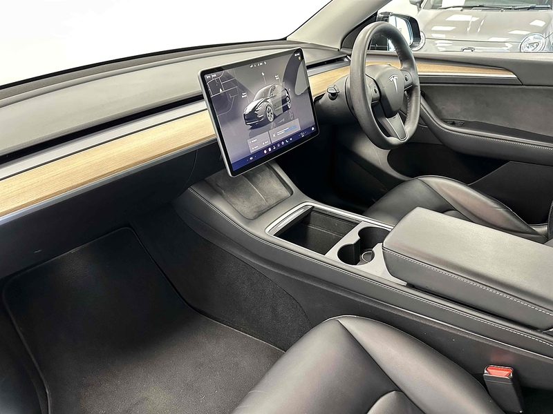 Tesla Model Y Long Range - U1906