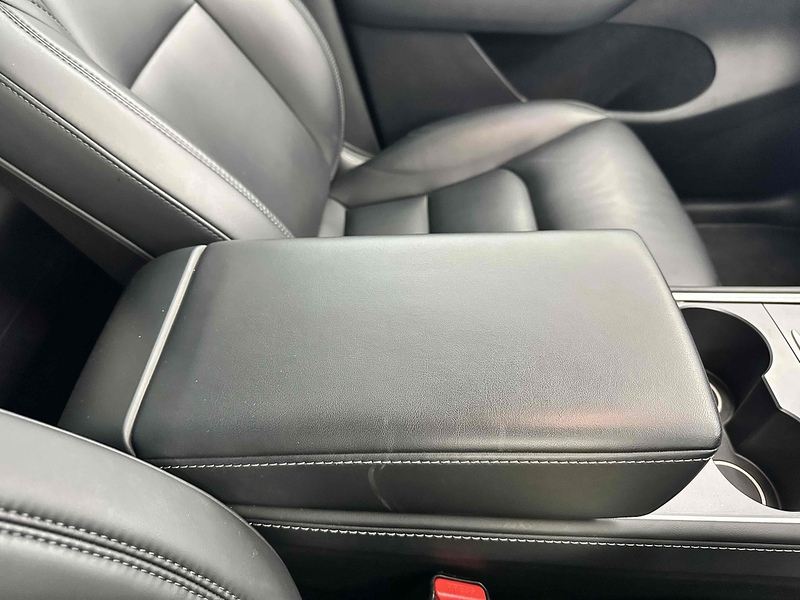 Tesla Model Y Long Range - U1906