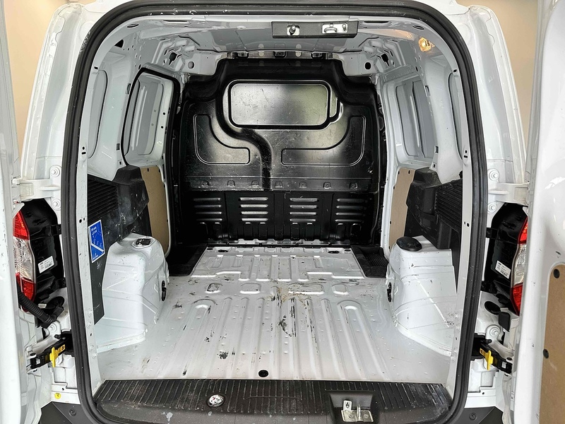 Ford Transit Courier EcoBoost Limited - U1910