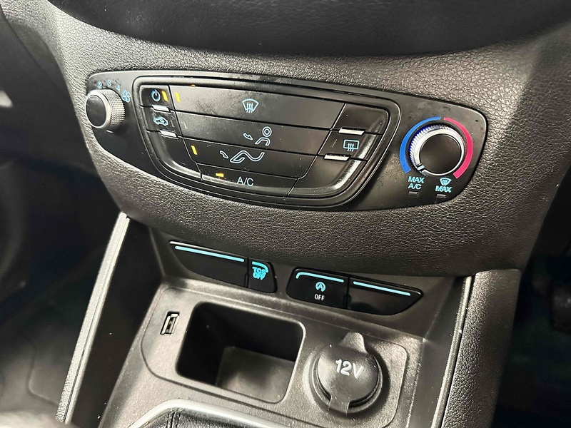 Ford Transit Courier EcoBoost Limited - U1910