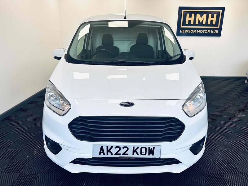 Ford Transit Courier EcoBoost Limited - U1910