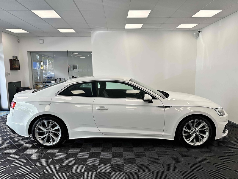 Audi A5 TFSI Sport - U1912