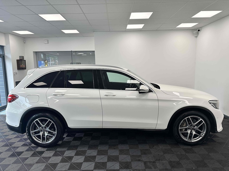 Mercedes-Benz GLC GLC220d AMG Line - U1914