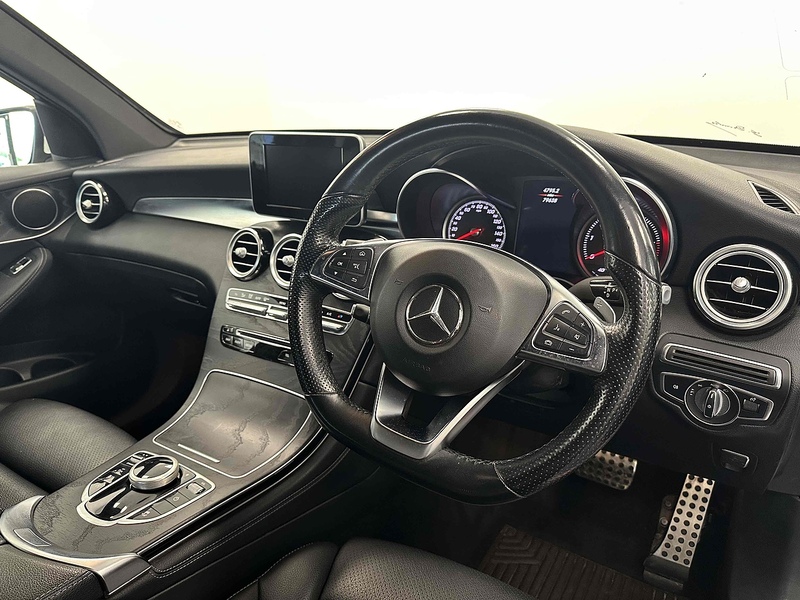 Mercedes-Benz GLC GLC220d AMG Line - U1914