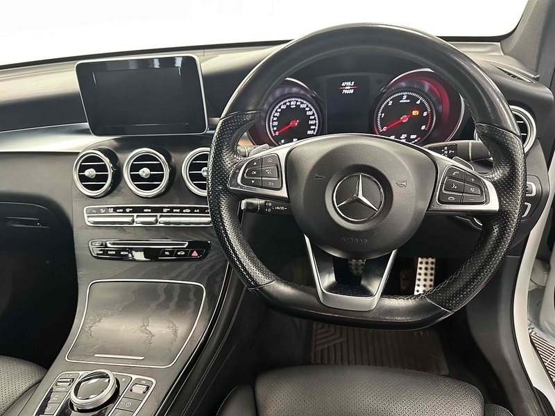 Mercedes-Benz GLC GLC220d AMG Line - U1914