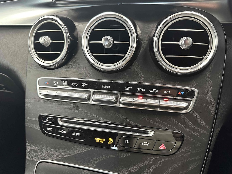 Mercedes-Benz GLC GLC220d AMG Line - U1914