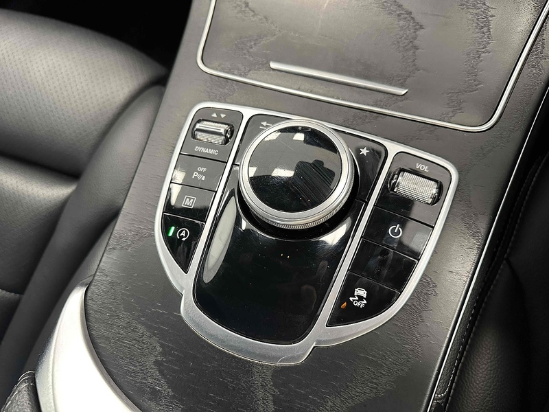 Mercedes-Benz GLC GLC220d AMG Line - U1914