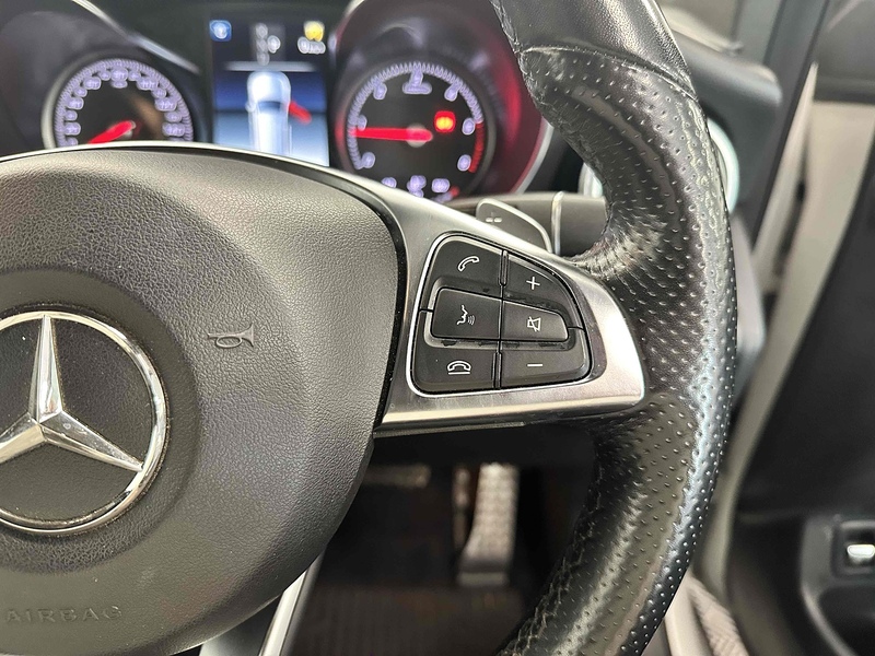 Mercedes-Benz GLC GLC220d AMG Line - U1914