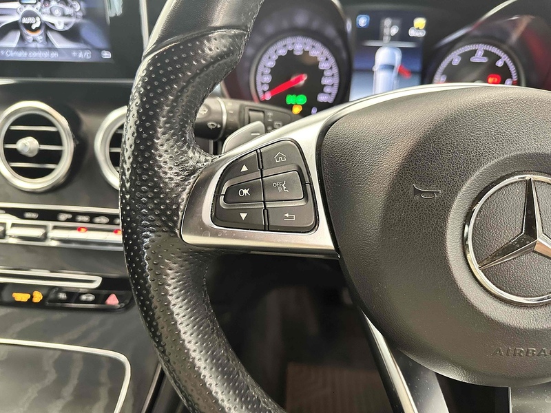 Mercedes-Benz GLC GLC220d AMG Line - U1914