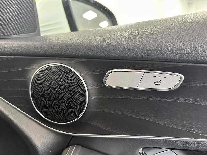 Mercedes-Benz GLC GLC220d AMG Line - U1914