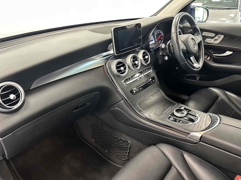 Mercedes-Benz GLC GLC220d Sport - U1917
