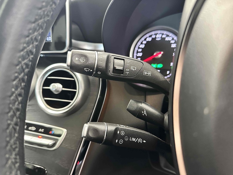 Mercedes-Benz GLC GLC220d Sport - U1917