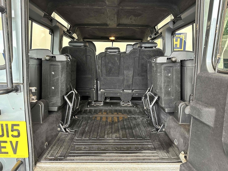 Land Rover Defender 110 TDCi XS - U1918