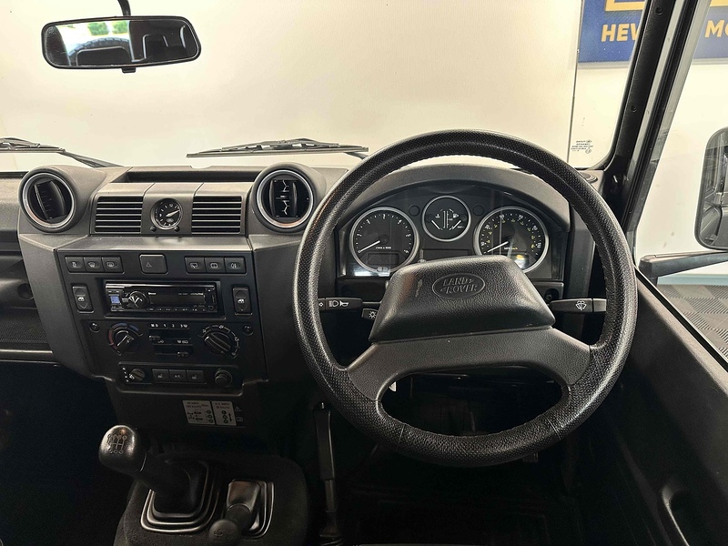 Land Rover Defender 110 TDCi XS - U1918